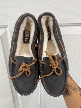 Eddie Bauer Charcoal Suede Moccasin Slippers with Tan Laces